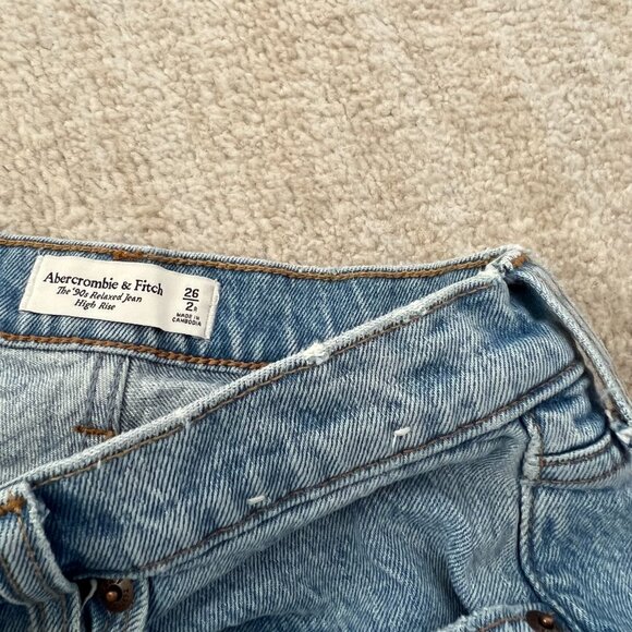 Abercrombie & Fitch High Rise 90s Relaxed Blue Jeans 26/2 - Picture 9 of 11